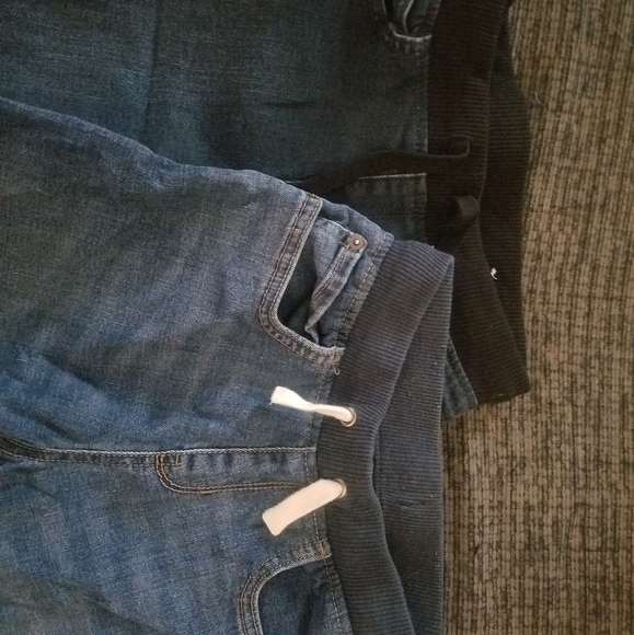 Children's Place jean shorts - Picture 2 of 3